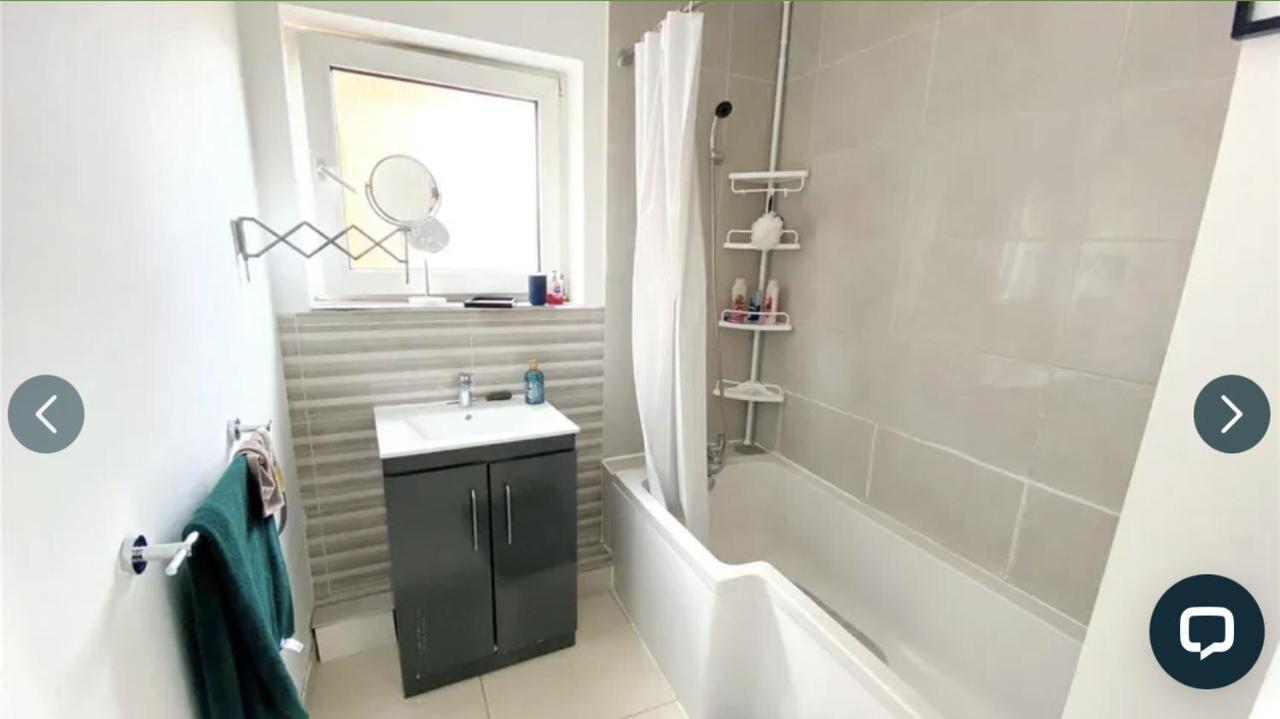 4 Bedroom Property Which Sleeps 8 Very Close To The Harry Potter Studio And Watford Junction Esterno foto